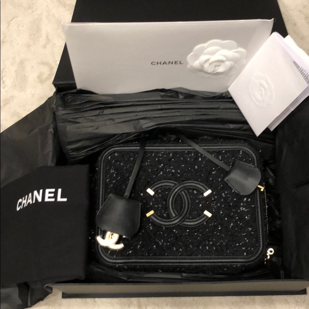 NWT Rare Chanel Vanity Case Crossbody Bag